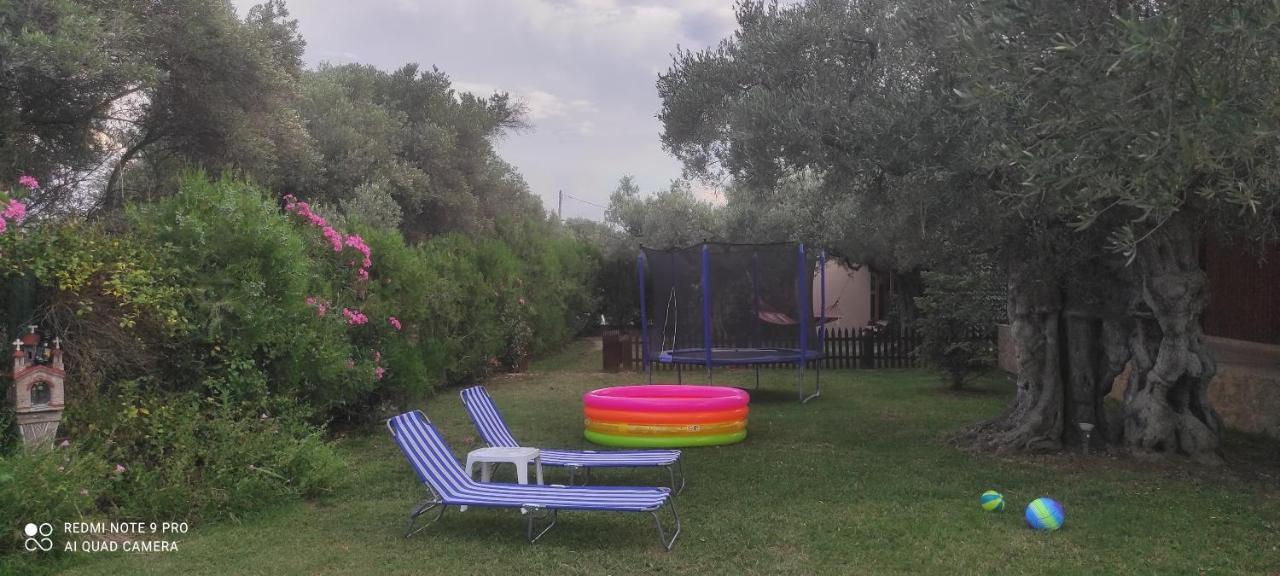 Bills House Villa Makri Bagian luar foto